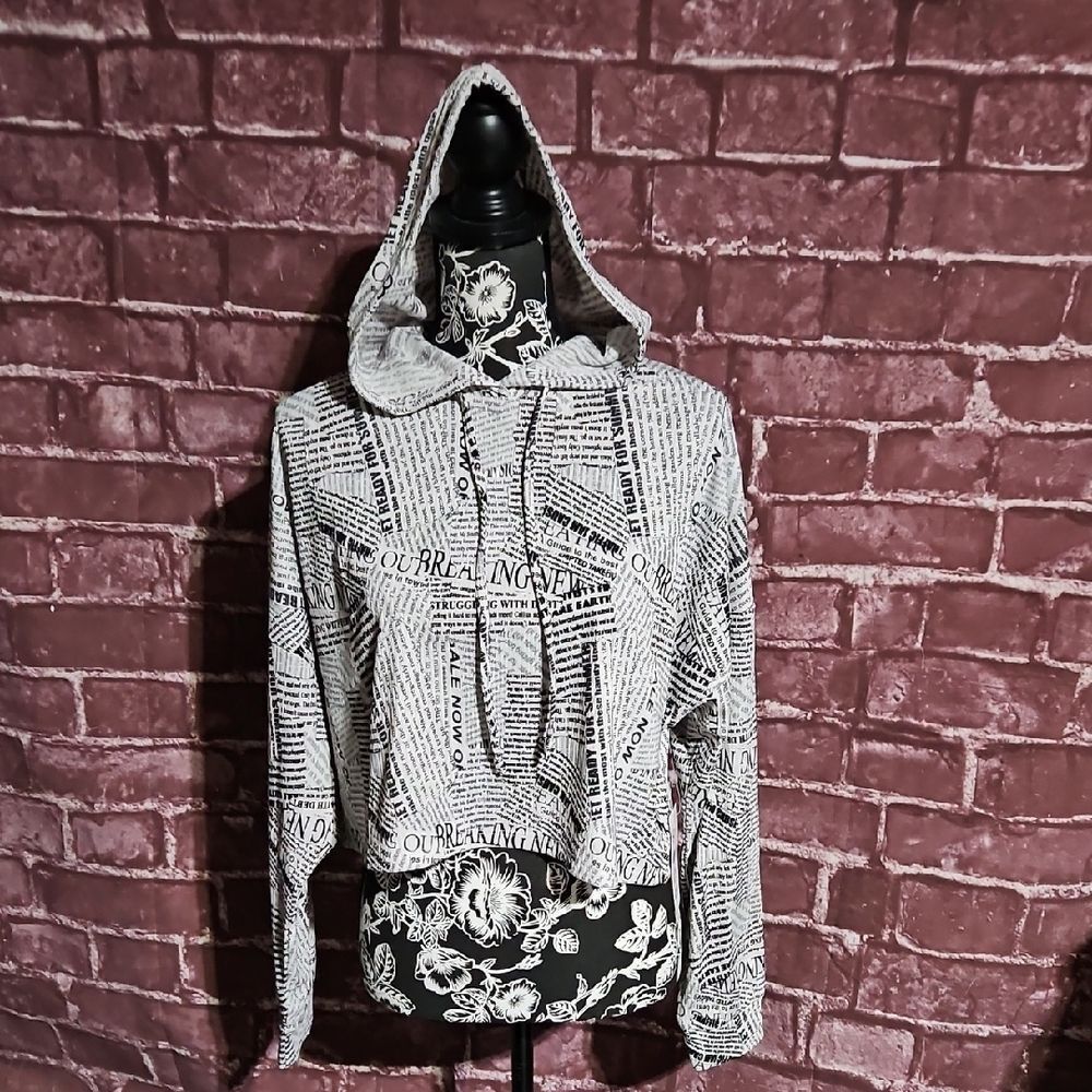 Yummy Soft Graphic Print Lightweight Black & White Crop Hoodie CLEARANCE